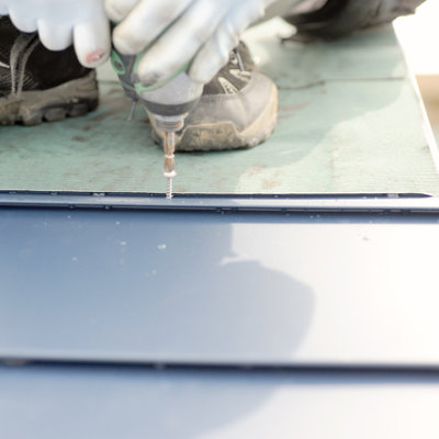 屋根の板金工事の写真